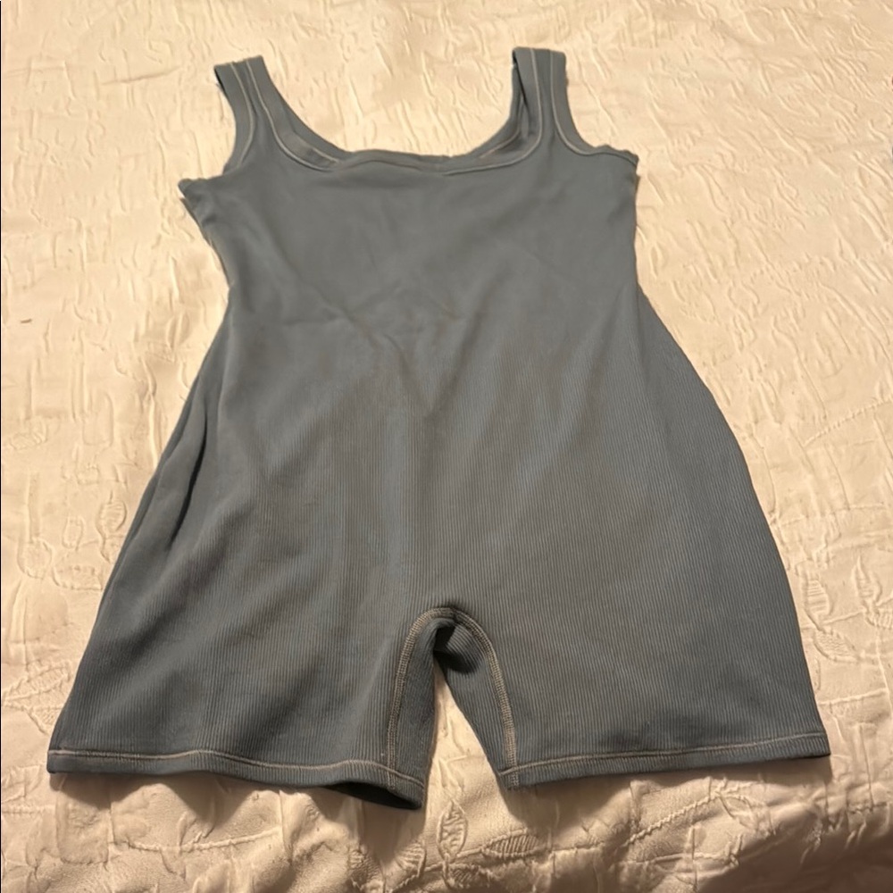 Blue jumpsuit skims excellent and perfect condition basically new size large
